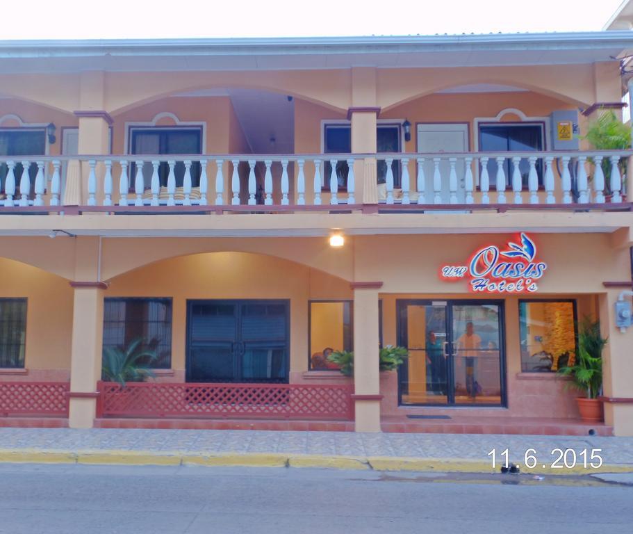 Uw Oasis Hotel 拉塞瓦 外观 照片
